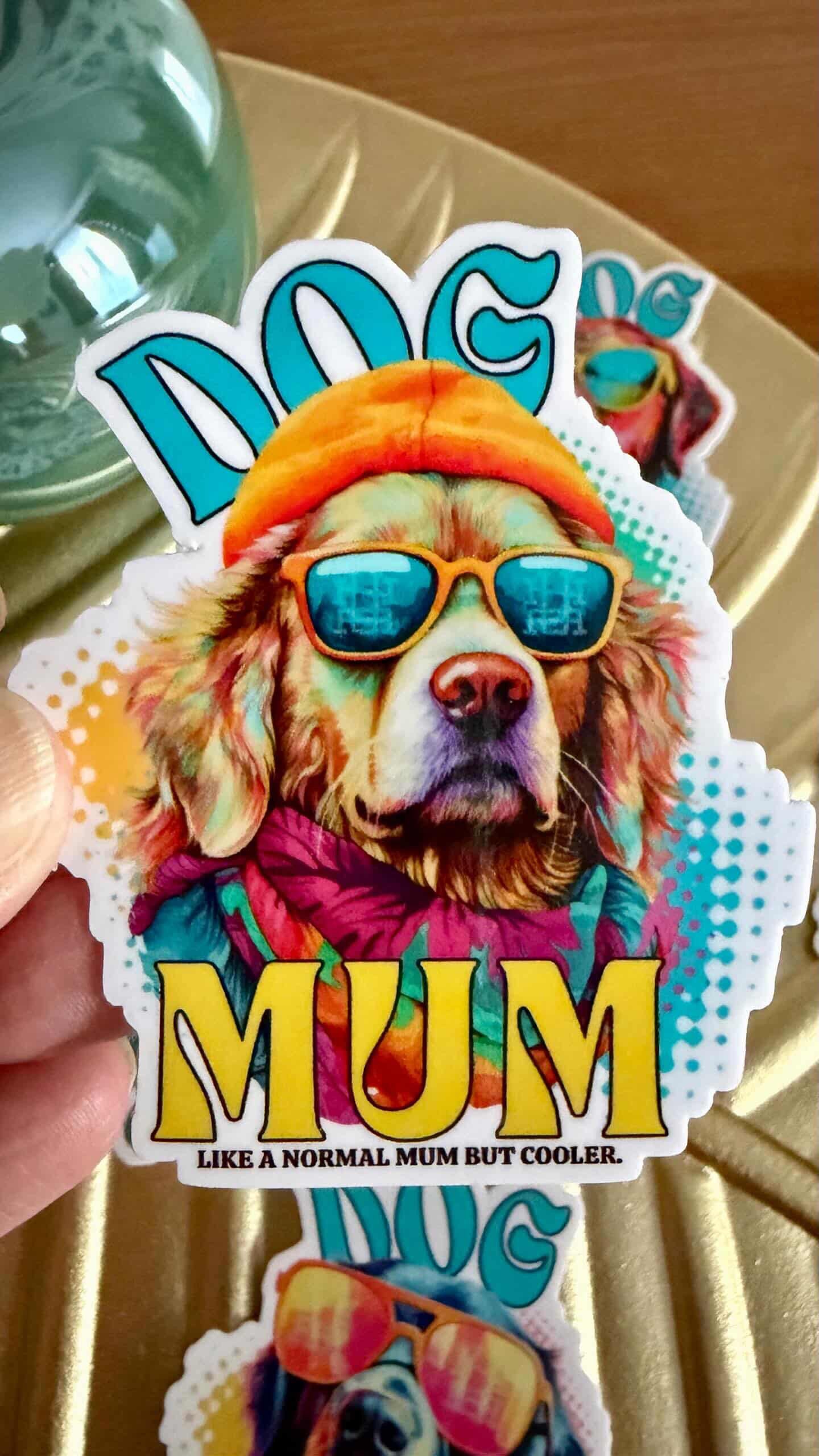 Sticker Dog Mum Winter